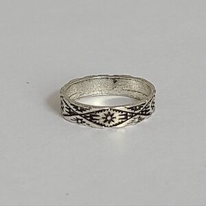 Vintage Native Tribal Ethnic Men Women's Celestial Carved Silver Tone Band Ring
